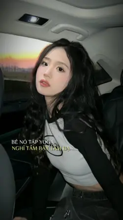 Nhi nhún nhảy dưới