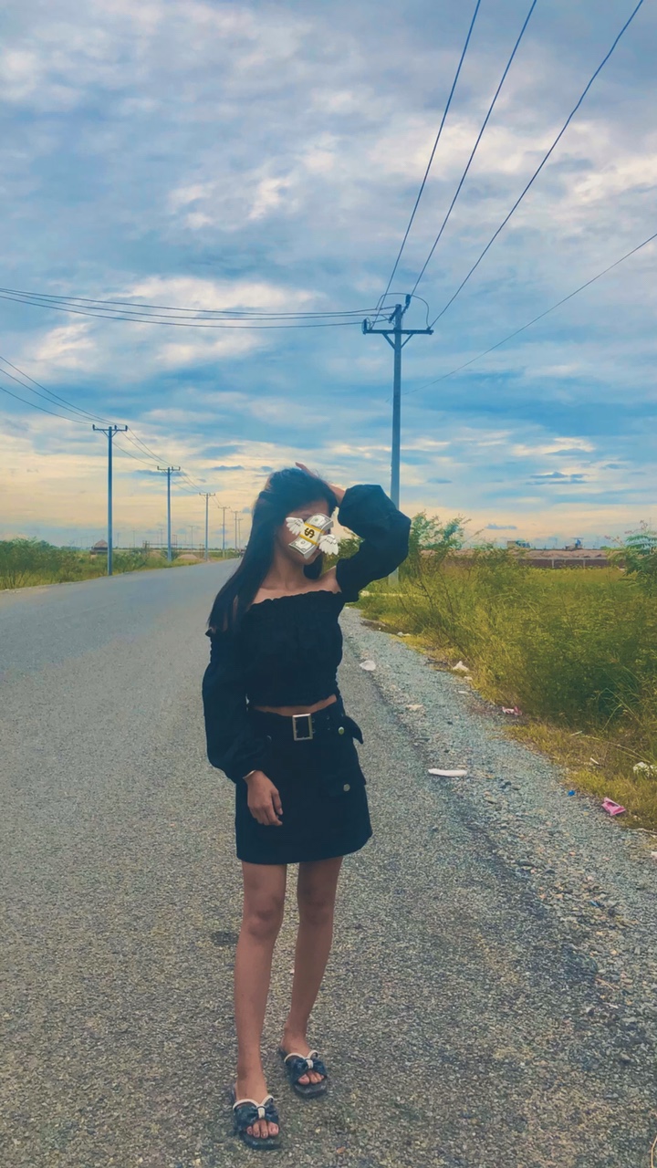 កំពោះក៏អន់ សម្រស់ក៏អន់