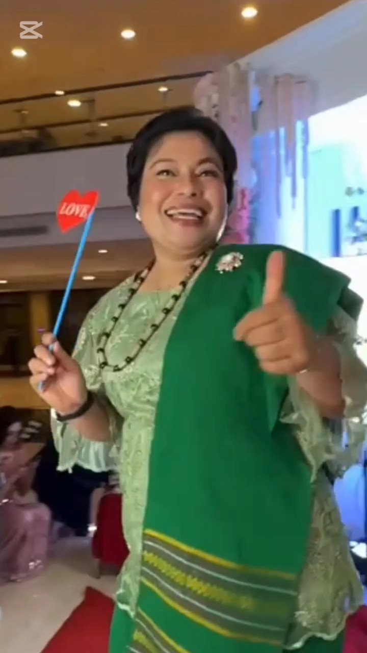 Di-asyik-in aja