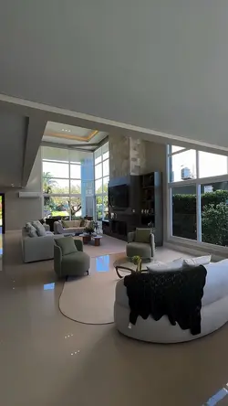 Luxury House 