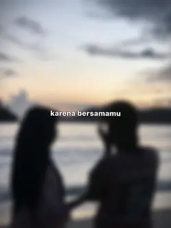versi blurr