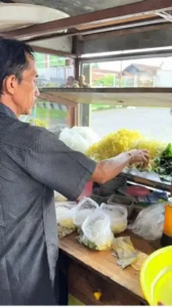 Jaualan bakso lotus