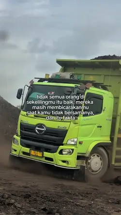 TIDAK SEMUA ORANG