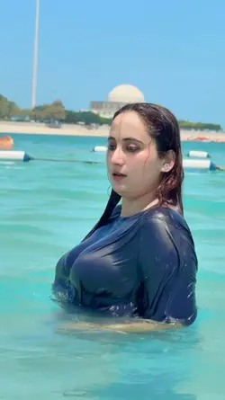 Pani Pani slowmo