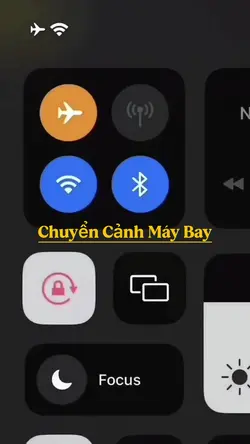 Chuyển Cảnh Máy Bay