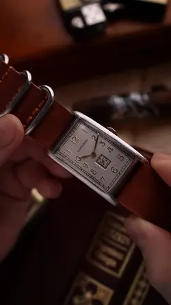 LUXURY WATCH