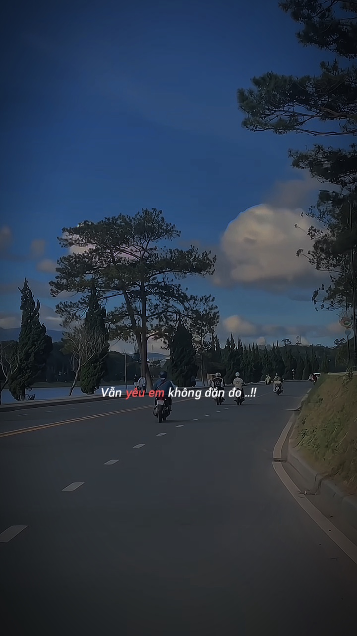 Slow màu
