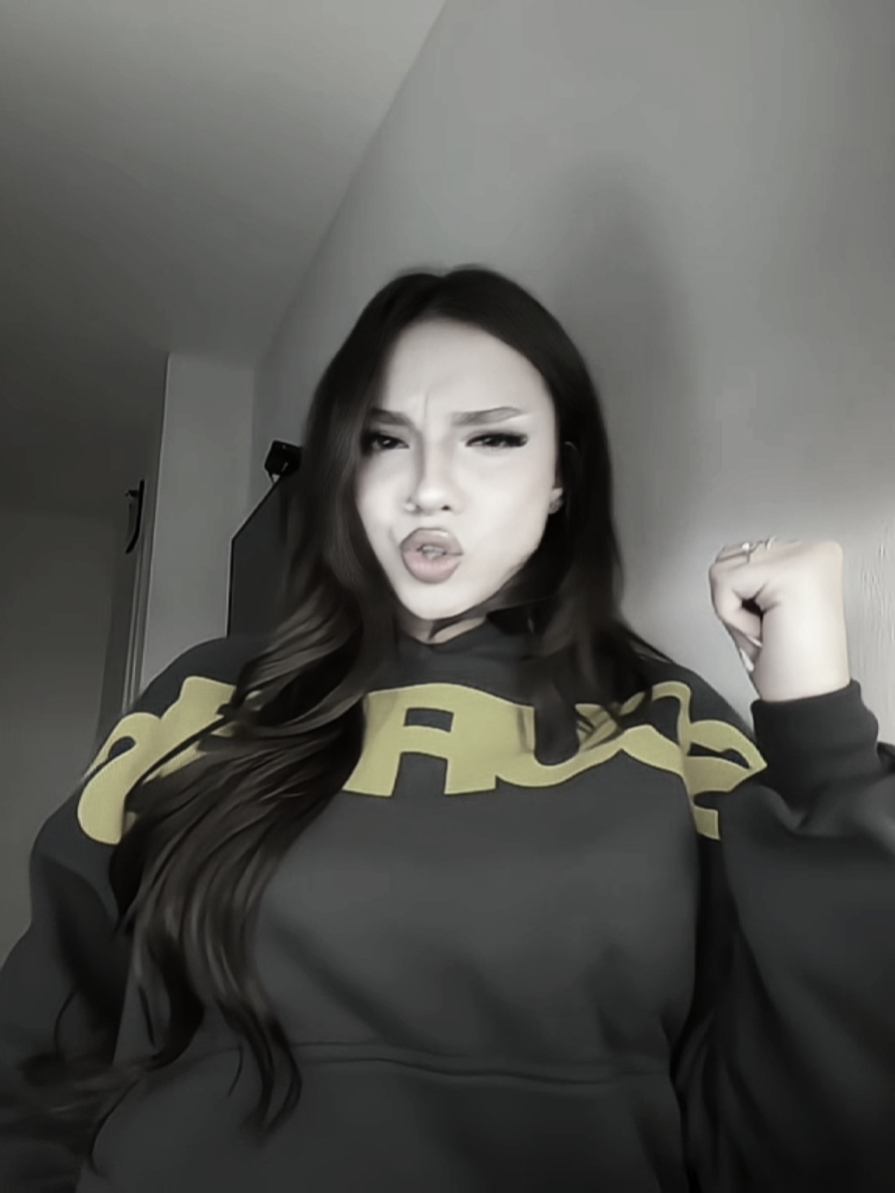 MARIA GASOLINA.
