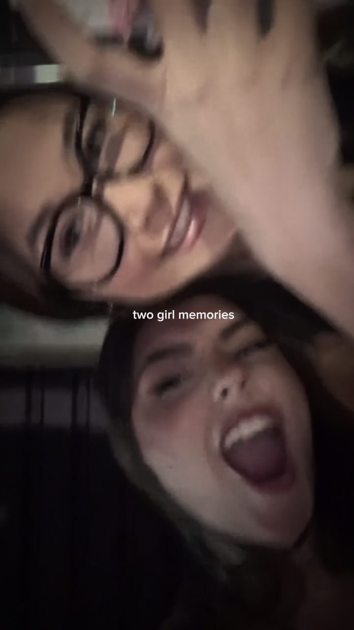 Dos recuerdos de chicas