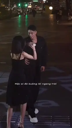 Hãy cứ vui lên 