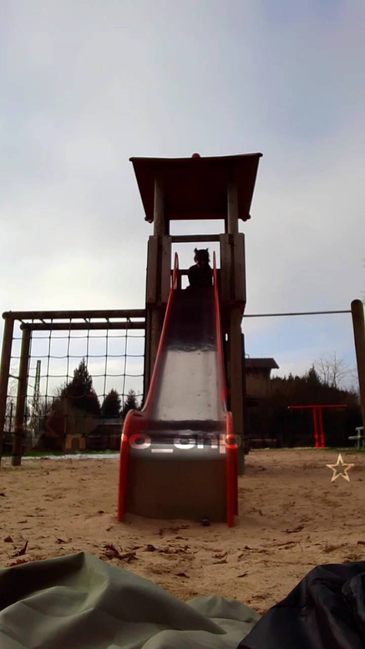 I never sing along!~