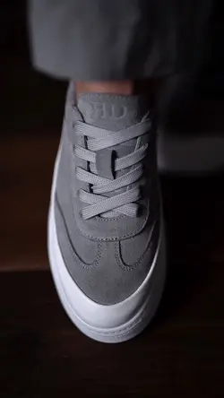 CLOTHING ITEM EDITIN