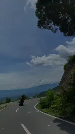 Ninguém Tem Que