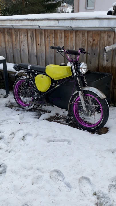 Moped bearbeiten