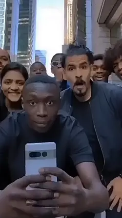 Khaby photo shoot!😂