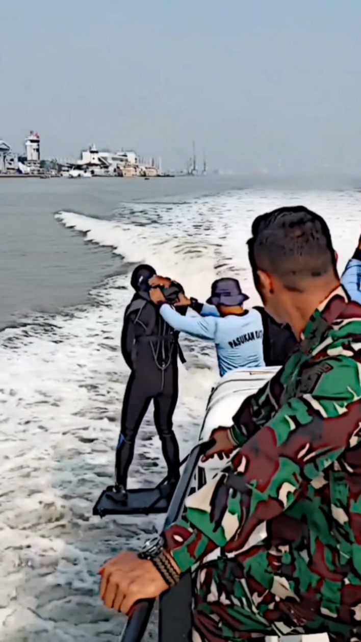 militer storry jj
