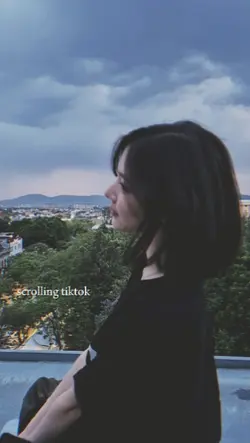 versi blurrr