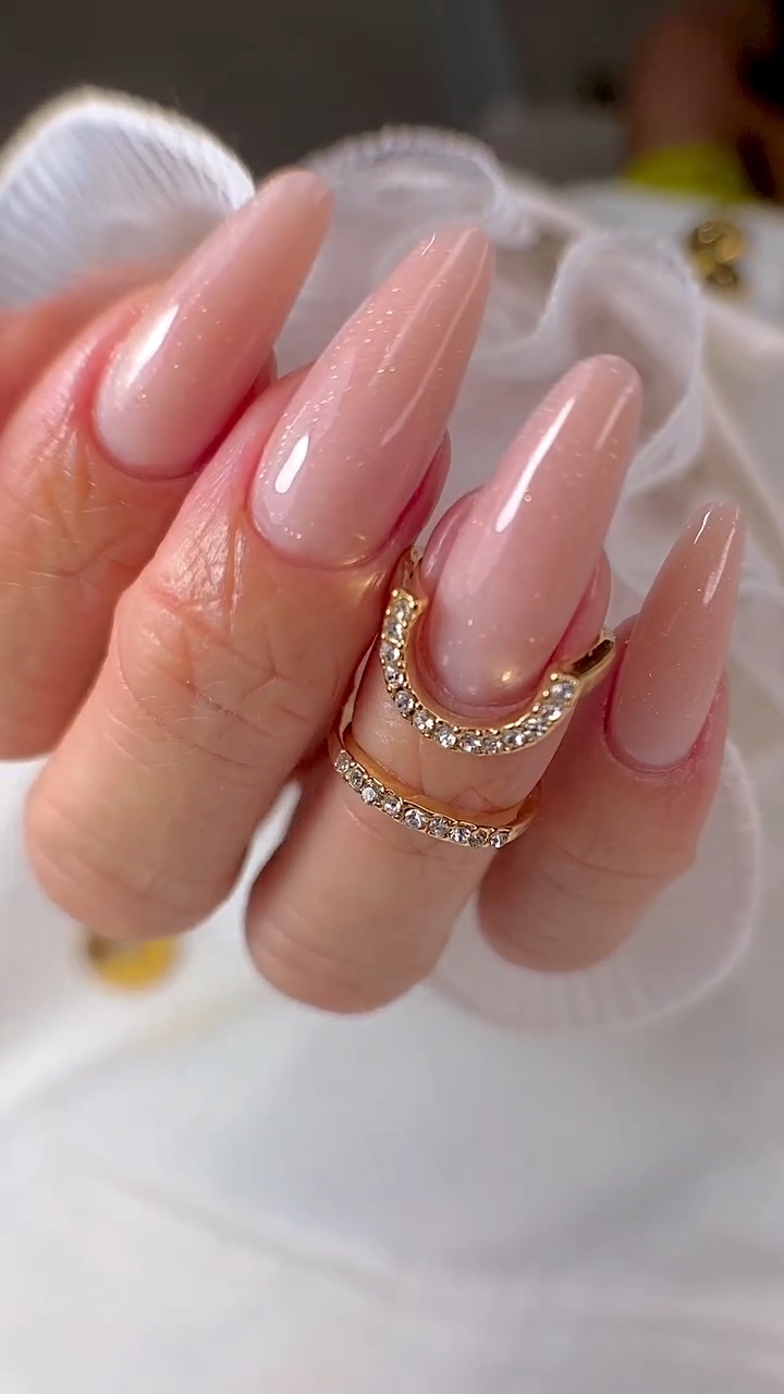 UÑAS