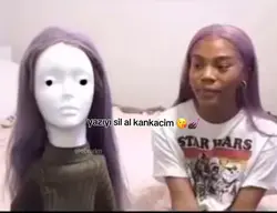 tokat yapıştıran kız