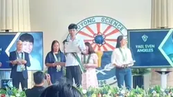 graduationwalk slowm