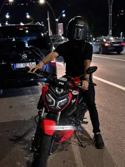 kim dost kimi düşman