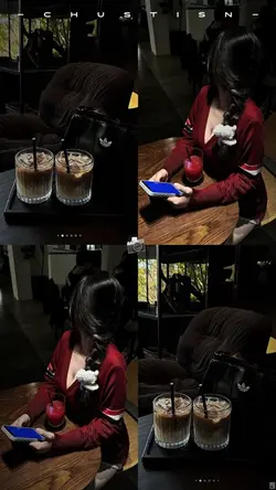 4 ảnh 1 khung hình