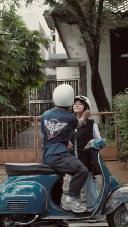 siapapun yang mlihat