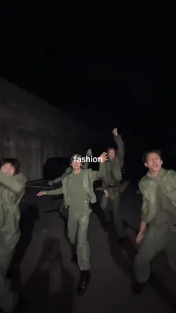 FaSHioN CORTIS
