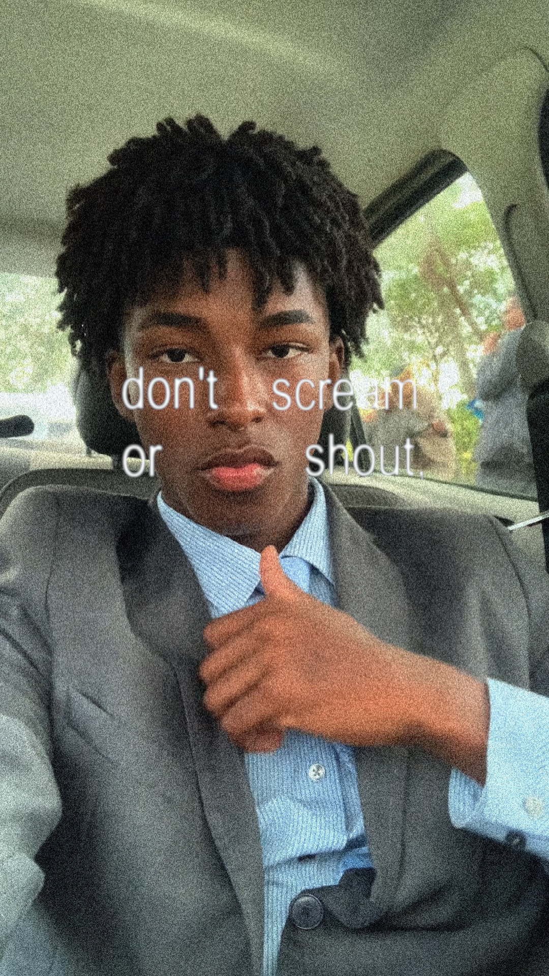 Gritar o gritar