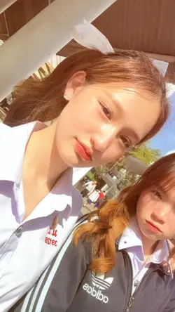 แสนไกลก็ยังเจิดจรัส