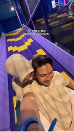 yg penting Happy