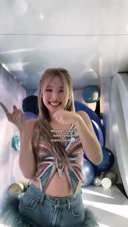 Nayeon fancam