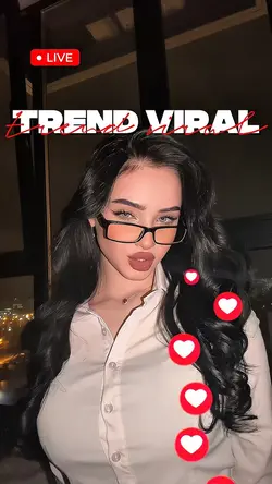 CAM GIRL