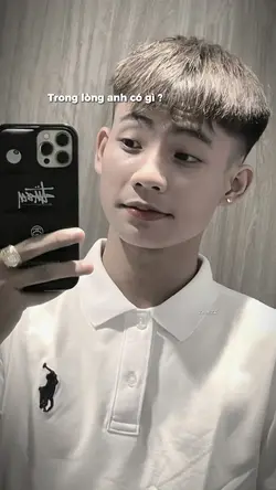 Trong lòng anh có gì