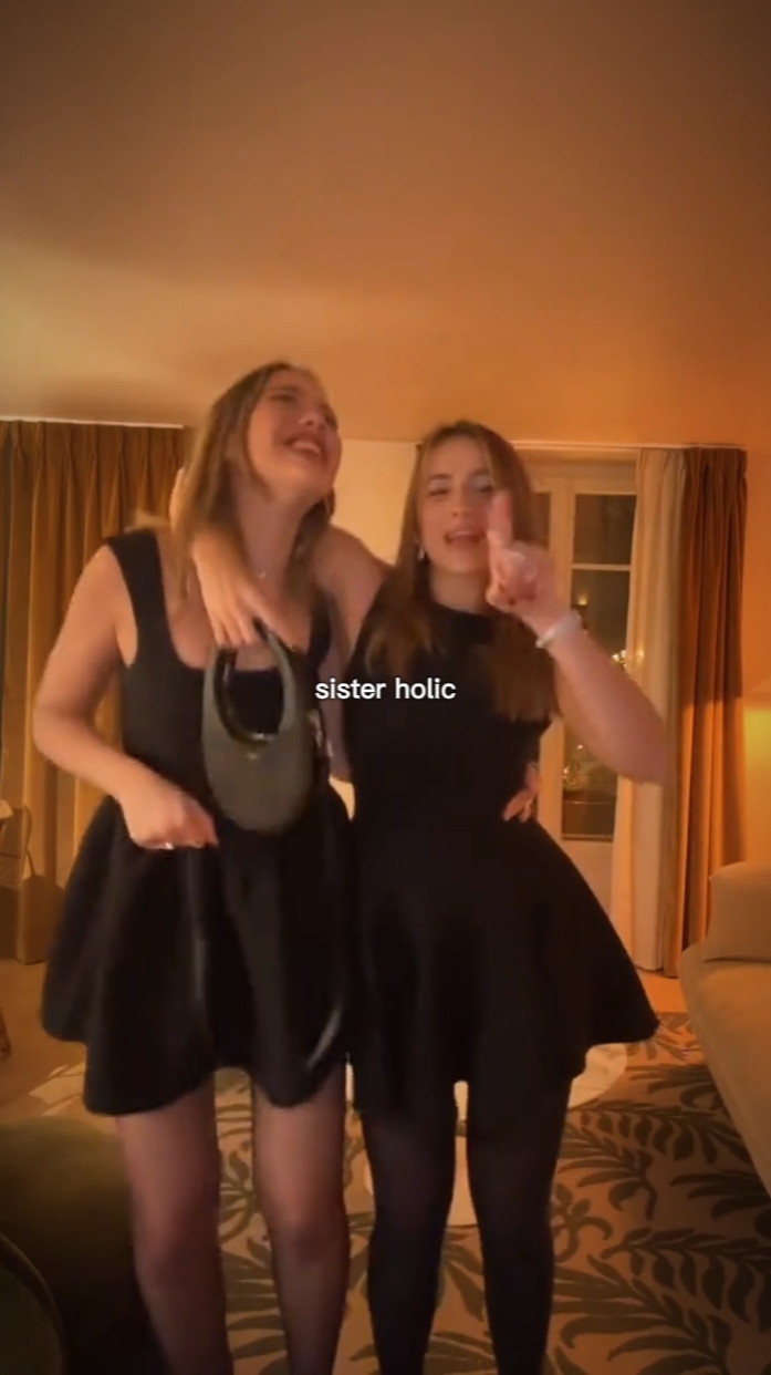 sister holic