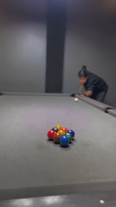 Bilardo siyah titreşimleri
