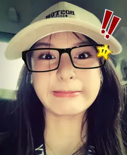 eyeglasses 