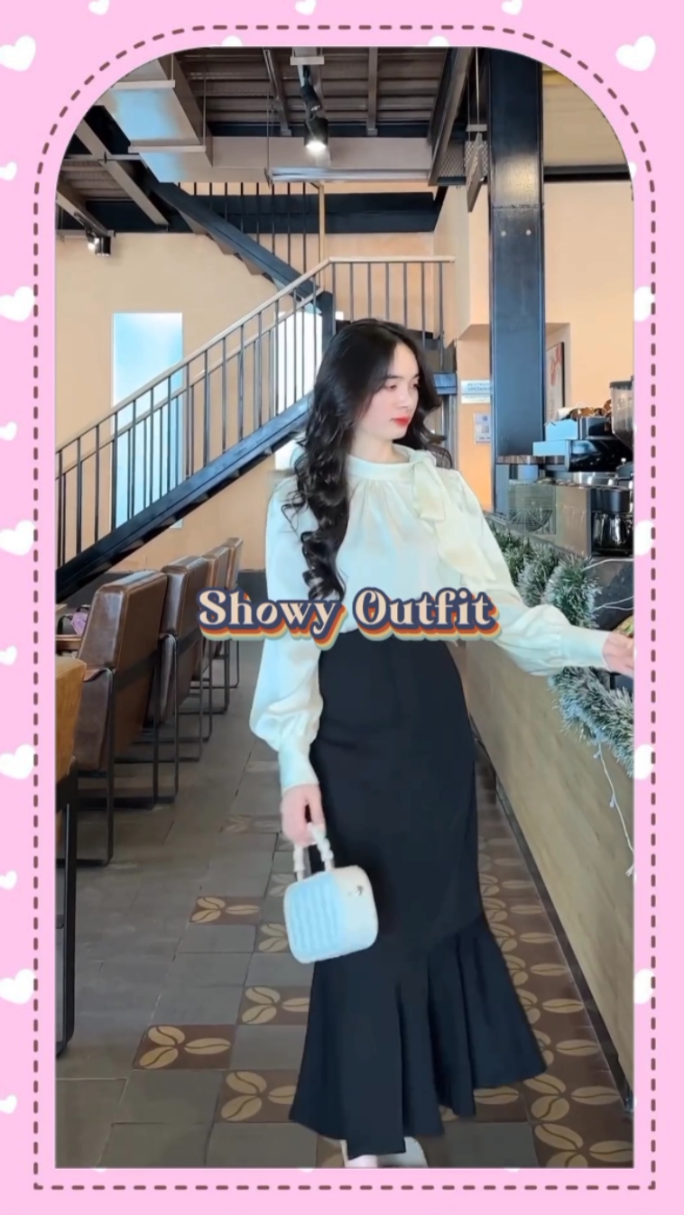 PAKAIAN SHOWY 