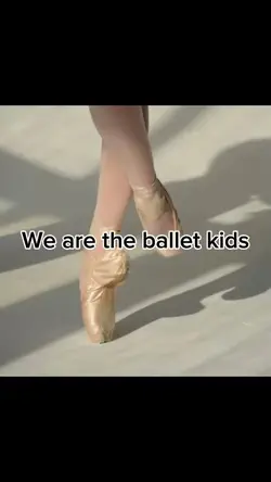 4: โฉ๐soph๐โ
-ballet