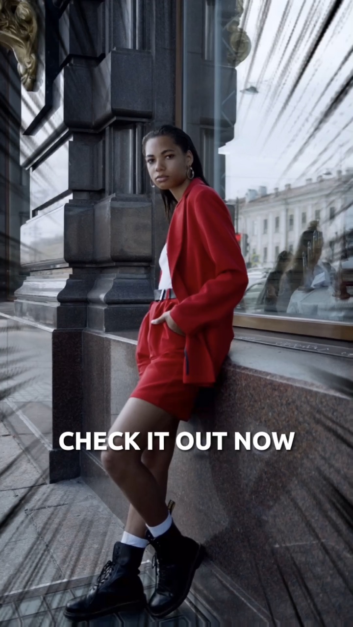 Clothing Product Display: Test-to-Speech TikTok Style