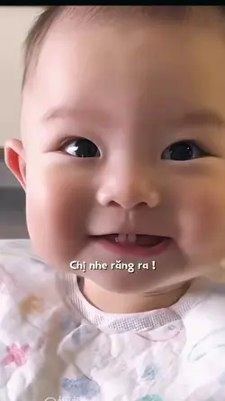 Nhe răng ra
