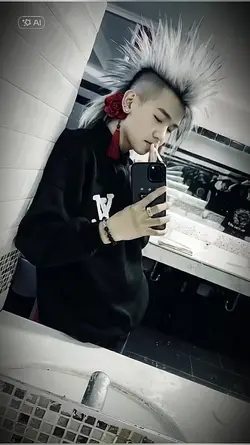 AI TÓC HOÀNG CỬU BẢO