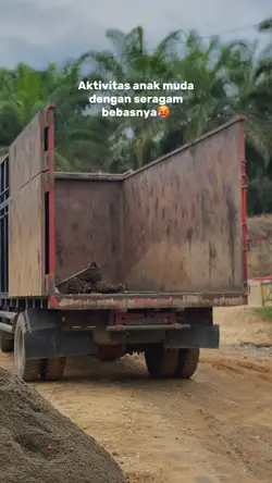 Seragam bebasnya🥵