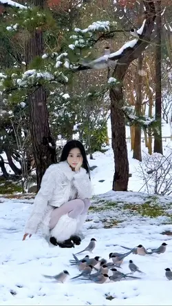 Snow tuyết rơi