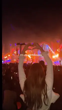 it’s my birthdayyyy 