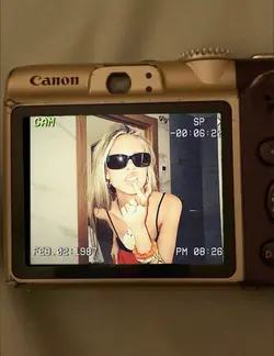 camera frame 