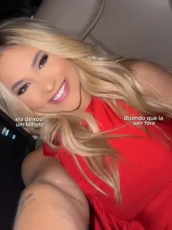 ela deixou um bilhet