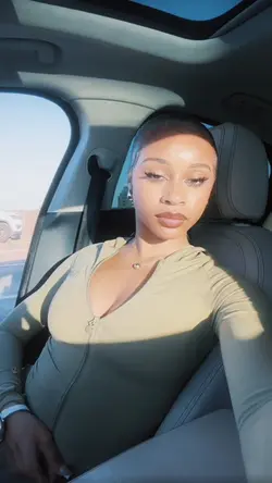 Can you focus on me 