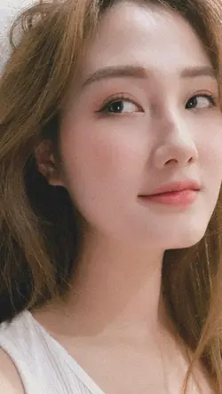 2 pics TV38120092053