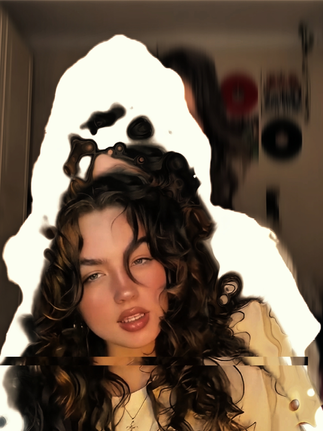 SLOM ZOOM IN